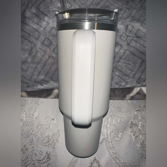 Stanley 40 OZ Travel Tumbler in Ash Color - Picture 5 of 8